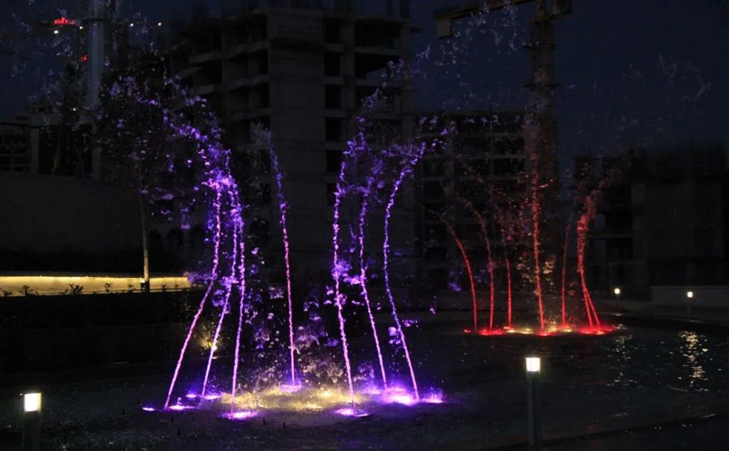 AquaSWING