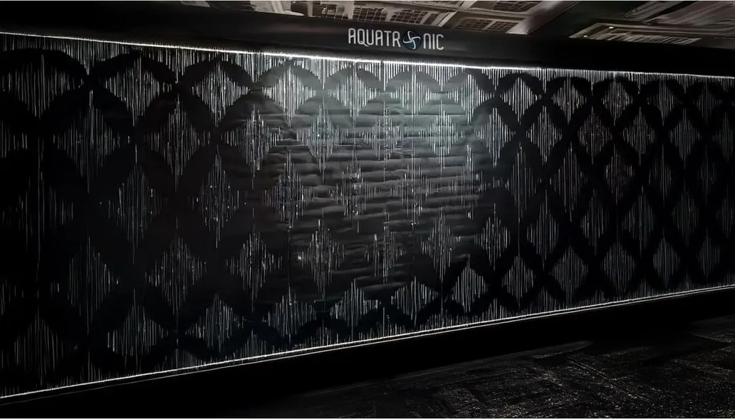 DIGITAL WATER CURTAIN